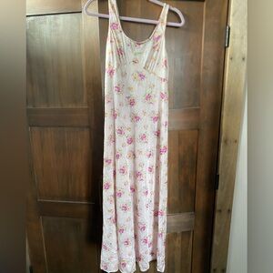 Women’s dainty floral slip dress spring summer